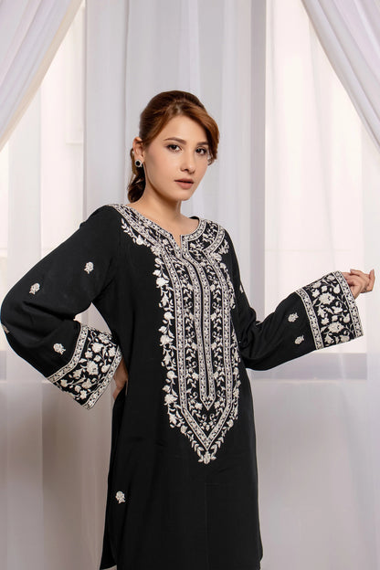 Black Aura 3pc  (Farshi Shalwar)