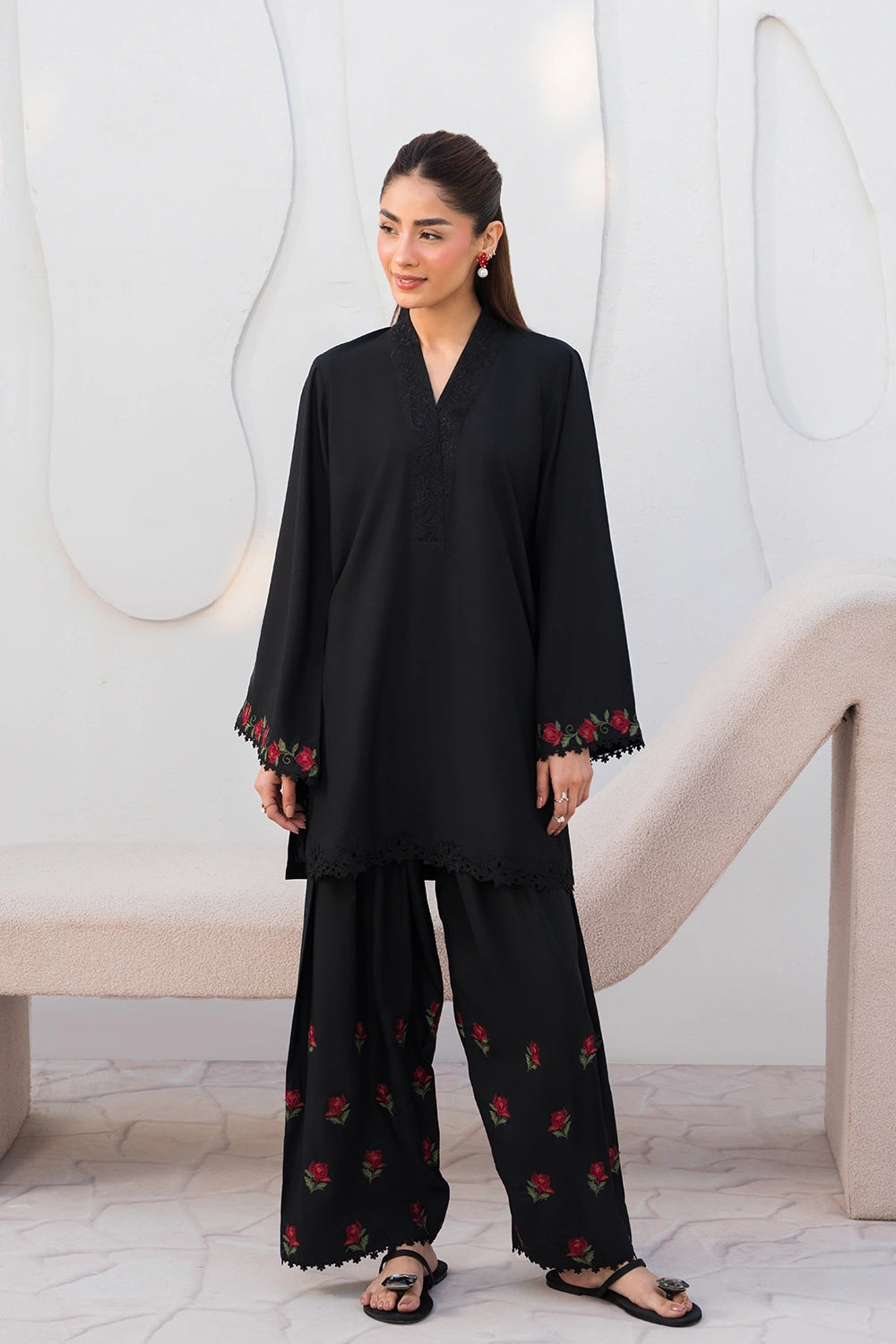 OASIS 2-PIECE EMBROIDERED