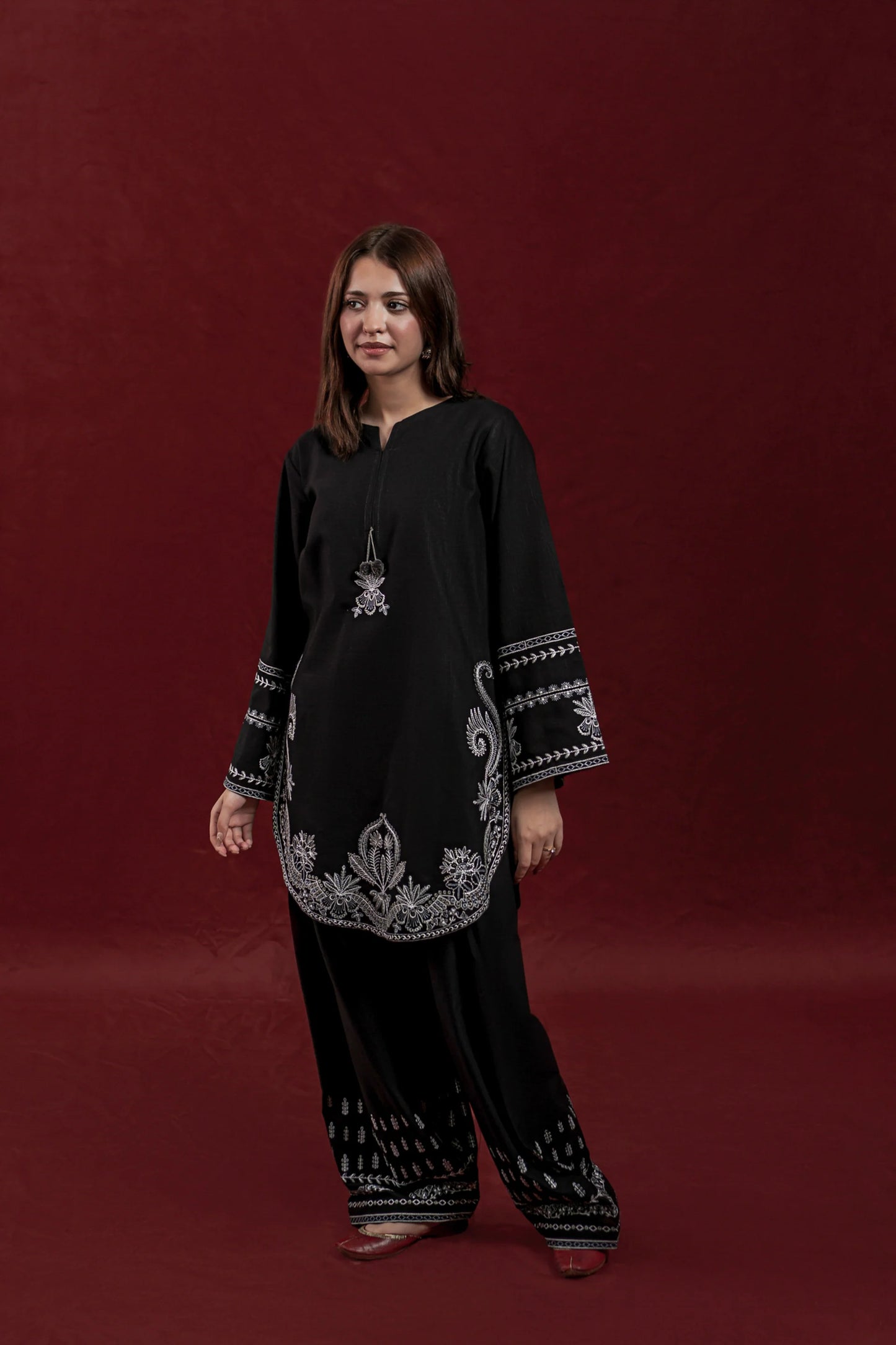 Ivra 2PC (Farshi Shalwar)
