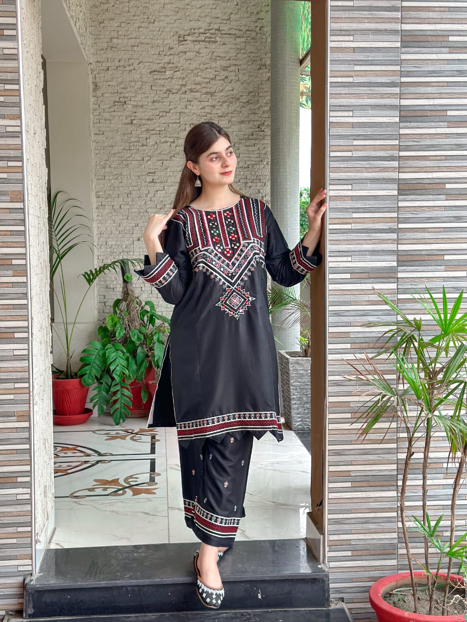 Traditional Sindhi Style 2 Piece Suit Mirakk